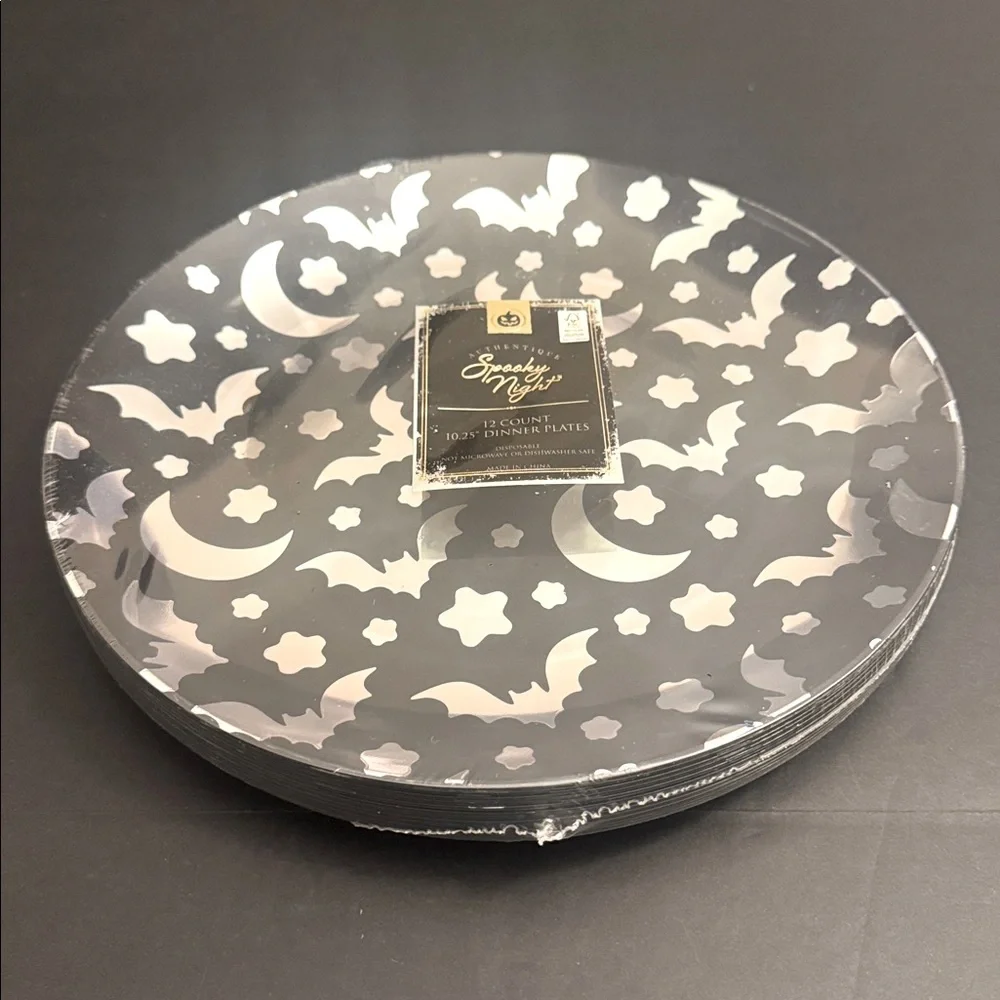 39pc Authentique Spooky Night Disposable Halloween Plates Set-Plastic-Blk/Silver